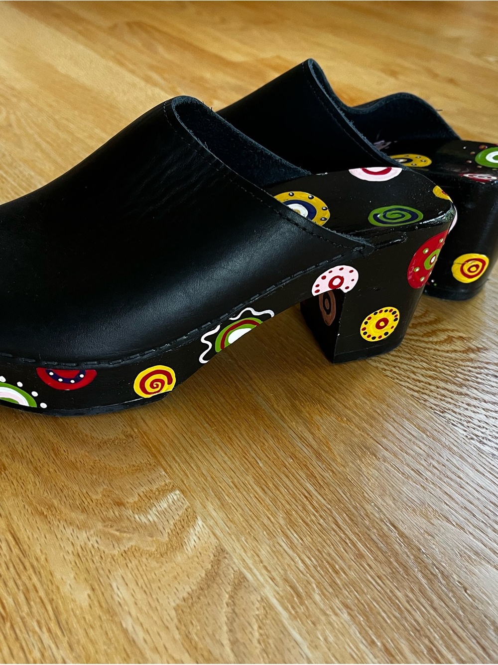 Savory Soles Boho Size 7 Shoes Platform Festival Funky Wood Sole Leather Upper